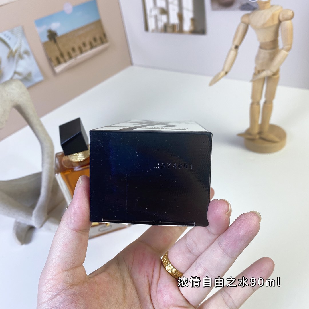 Saint Laurent perfume
